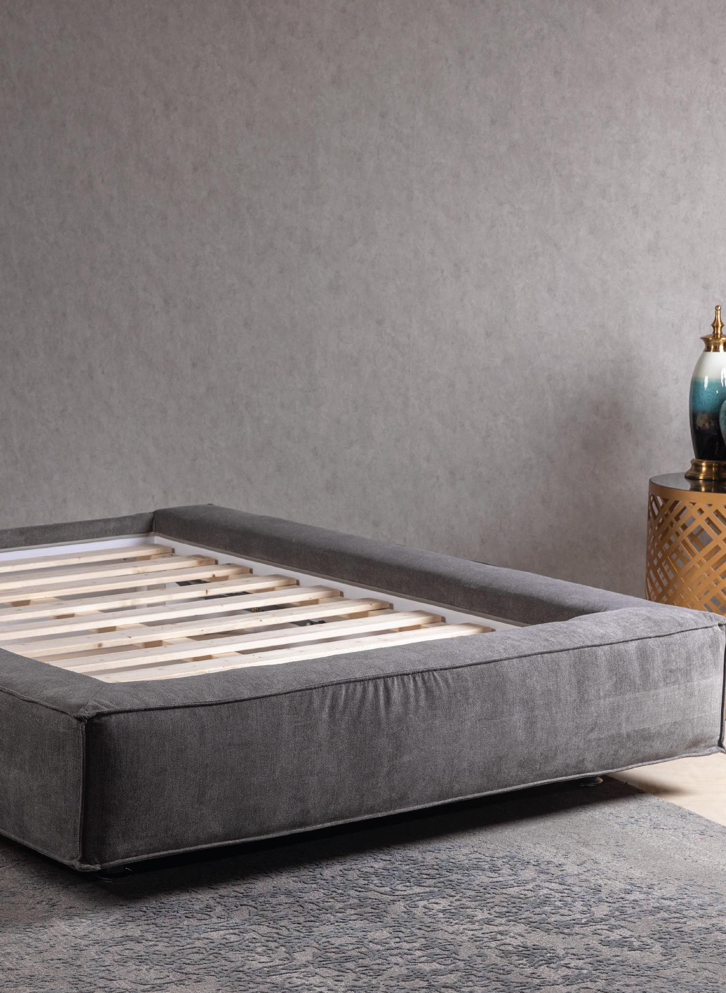Beds & Bases